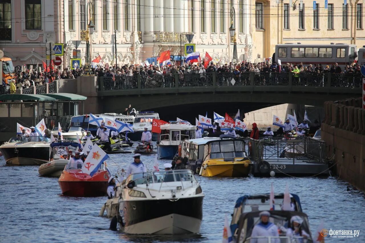 Бессмертный полк Санкт-Петербург 2022. 9 Мая в Санкт-Петербурге 2022. Санкт-Петербург в мае. День Победы Санкт Петербург. Куда сходить в питере в мае 2024