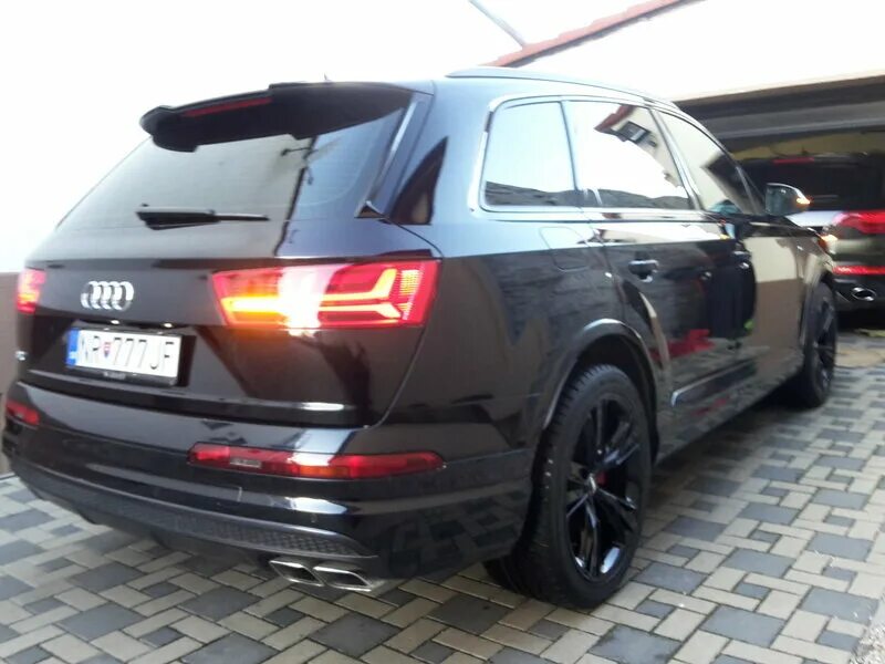 Диски q7 4m. Audi q7 r21. Audi q7 4m r21. Диски на черной Ауди q7 4m. 295/40 R21 Ауди q7.