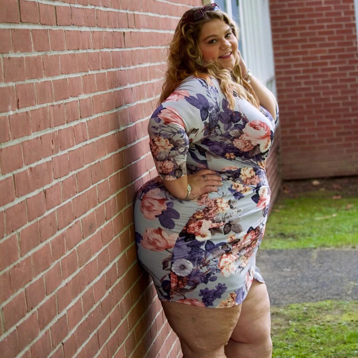 Красивые толстушки. Big and beautiful women. Curvaceous. Нзинга имани плюс сайз модель. Sarah rae 2018.