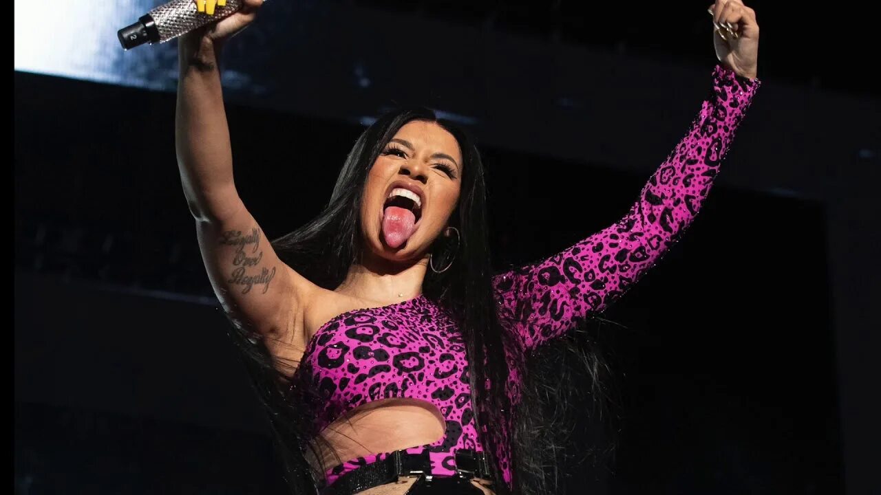 Карди бим. Cardi b красивая. Cardib. Cardi b певица. Карди бт.