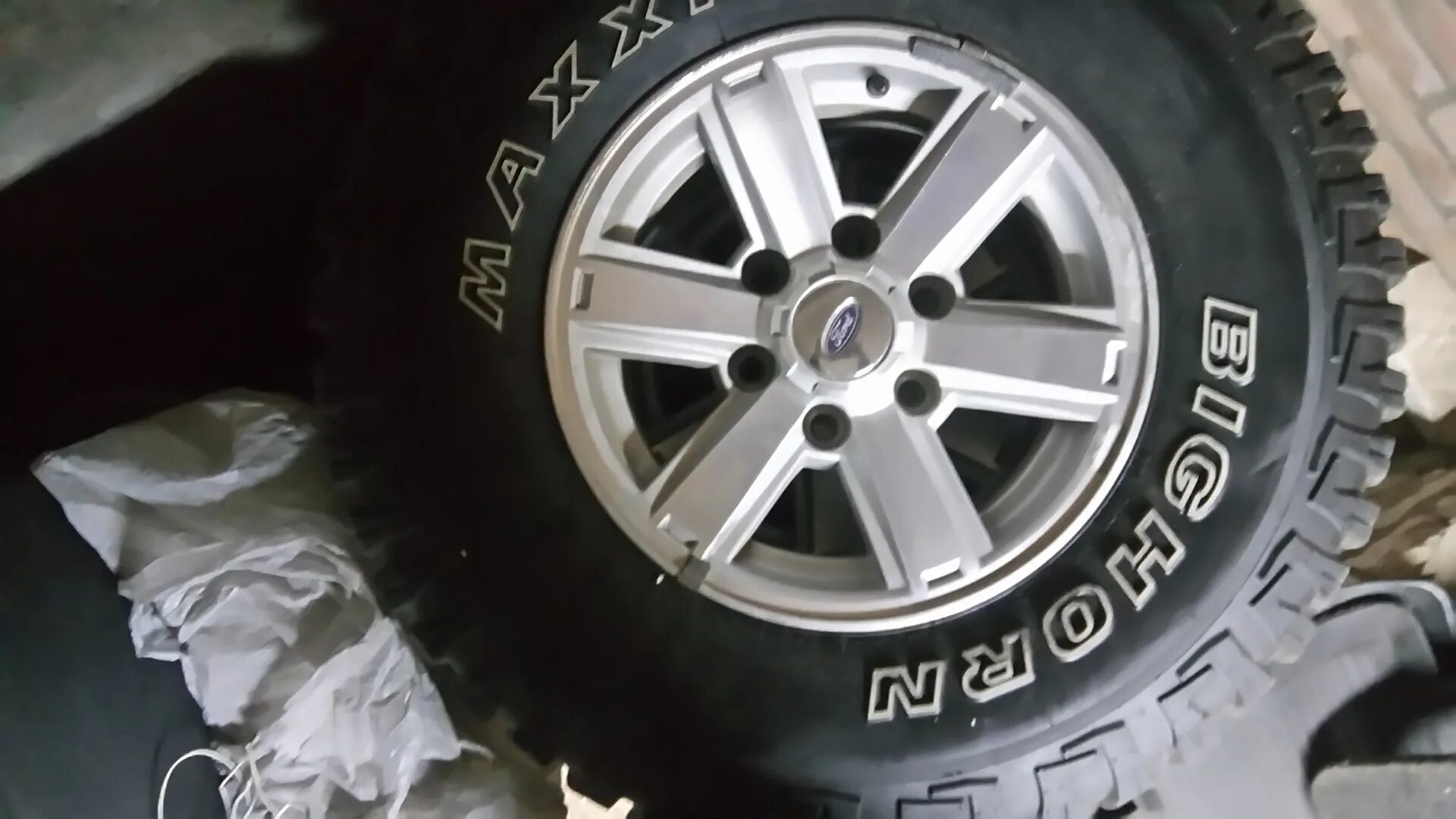 Диски форд рейнджер r16. Автомобильная шина kpatos fm515 265/70 r16 112h летняя. Sailun terramax a/t 265/70 r15 112s. Форд рейнджер т6 r20 диски. Шины рейнджер.