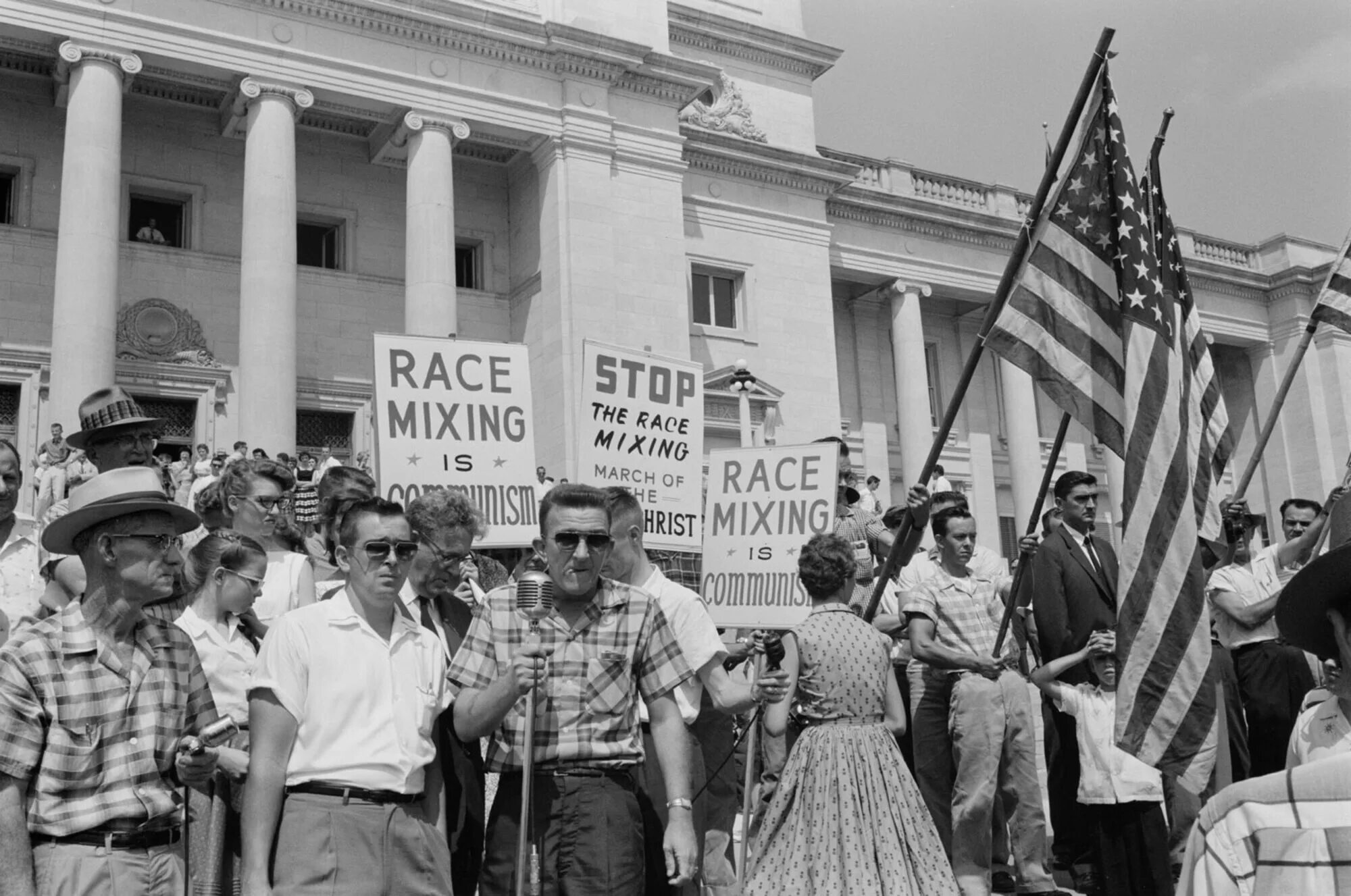 Интеграции сша. Расовая сегрегация в США 60 годы. Расовая сегрегация США В 60-Е годы. Расовая сегрегация в США. Сегрегация США 1950.