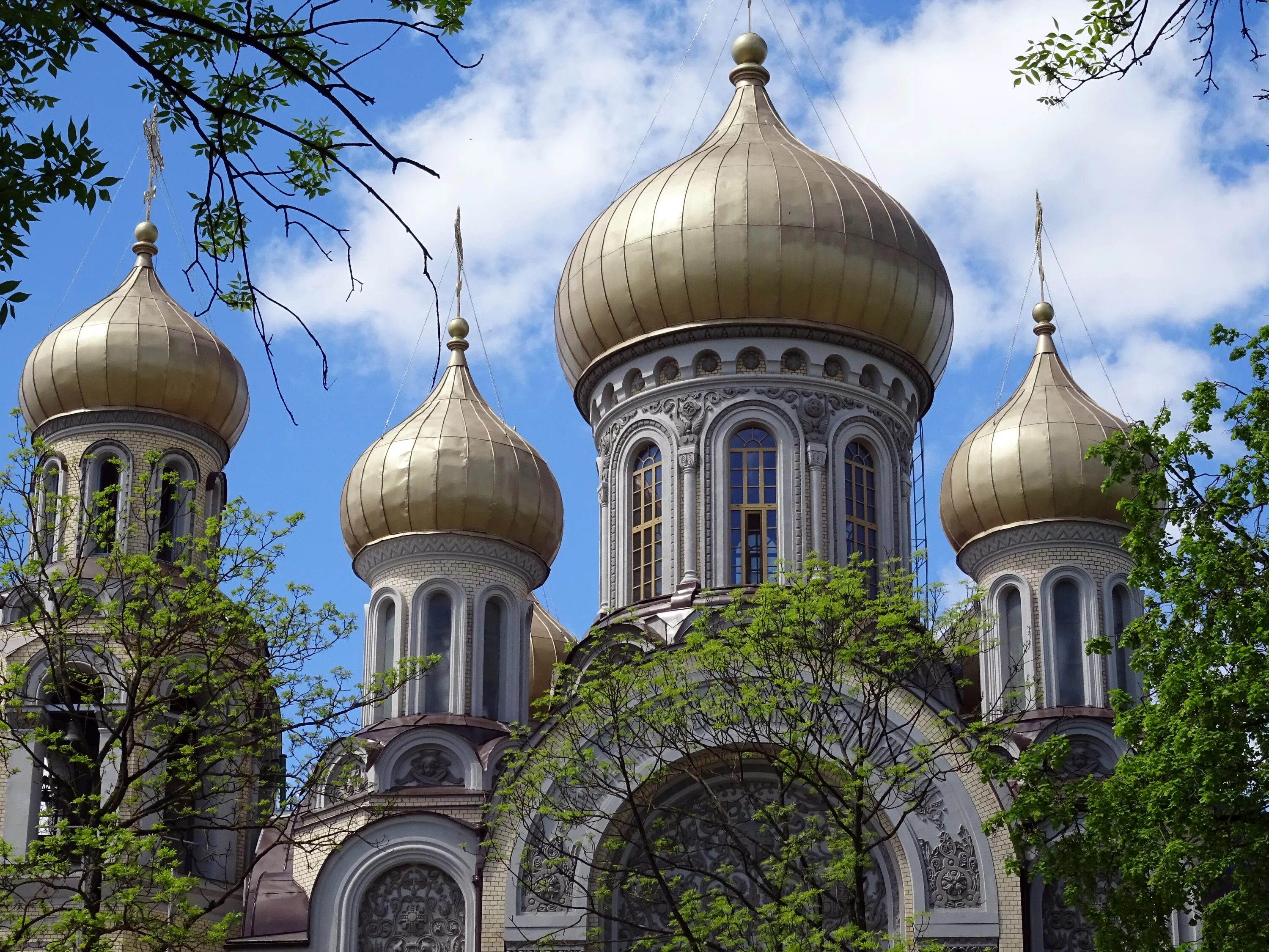 Какая церковь в европе. Православная церковь литвы. европейские храмы. европейская церковь. православные храмы в вильнюсе.