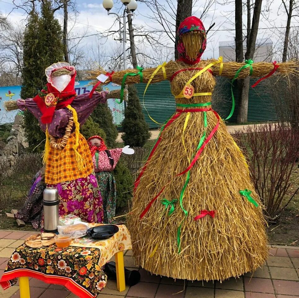 Масленица из сена своими руками. Конкурс кукла-чучело " сударыня Масленица". Кукла чучело Боярыня Масленица. Сударыня Масленица 2022 Майкоп. Кукла Масленица.