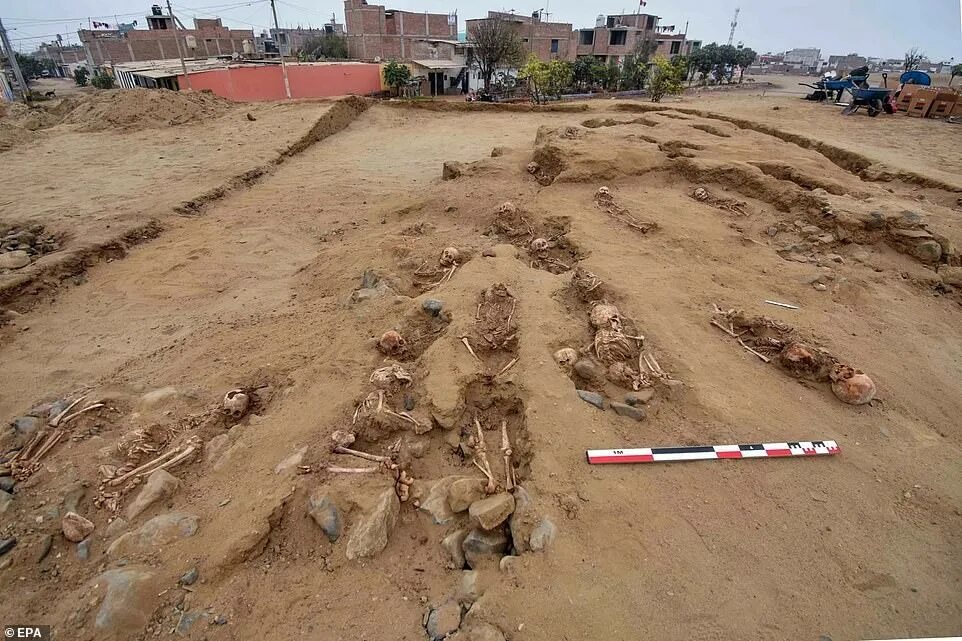 76 детей. Перу археологич.