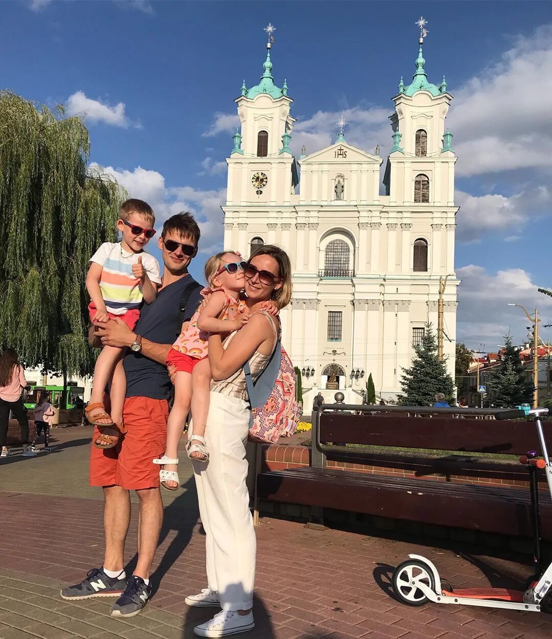 Алексей коряков биография личная жизнь Настоящие жёны актёров "Закрытой школы" Новости CTC Love