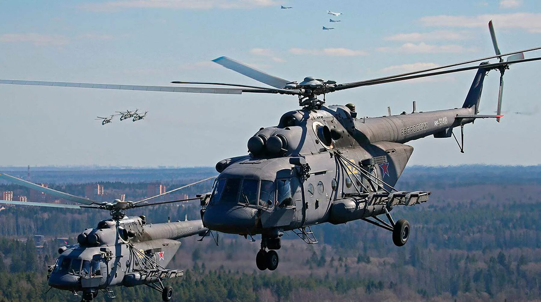 Ми 8 и ми 24. Ми-8 вертолёт. Вертолёт ми-8 АМТШ. Ми-8амтш ВВС России.