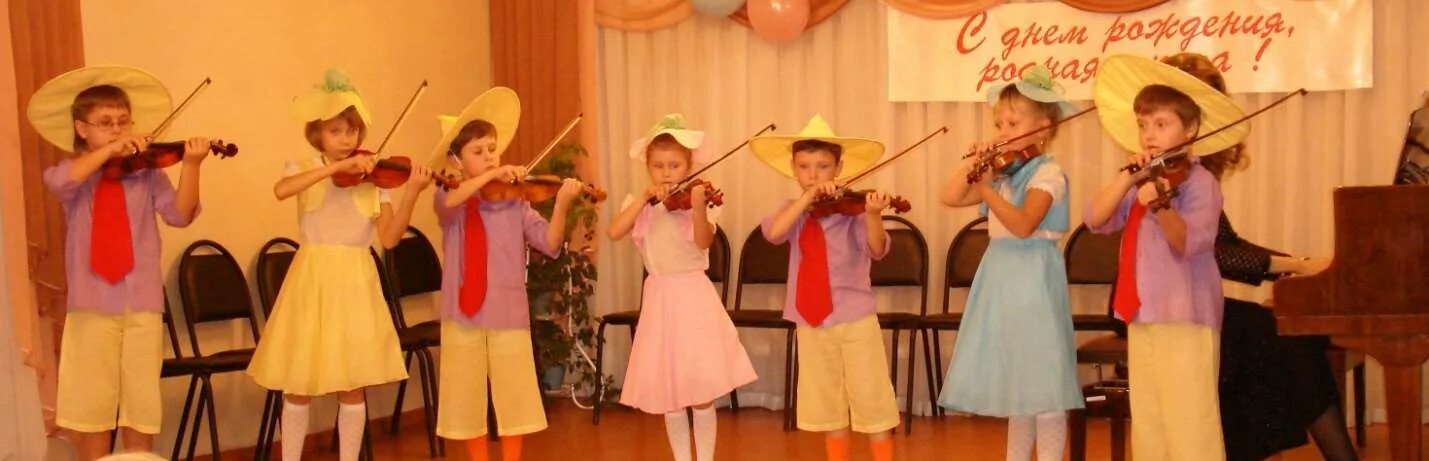 Эмблема спортивной школы олимпийского резерва. Школа 20 самара ул академика павлова. Спортивная школа 17 самара. Школа 17 самара. Школа 17 самара.