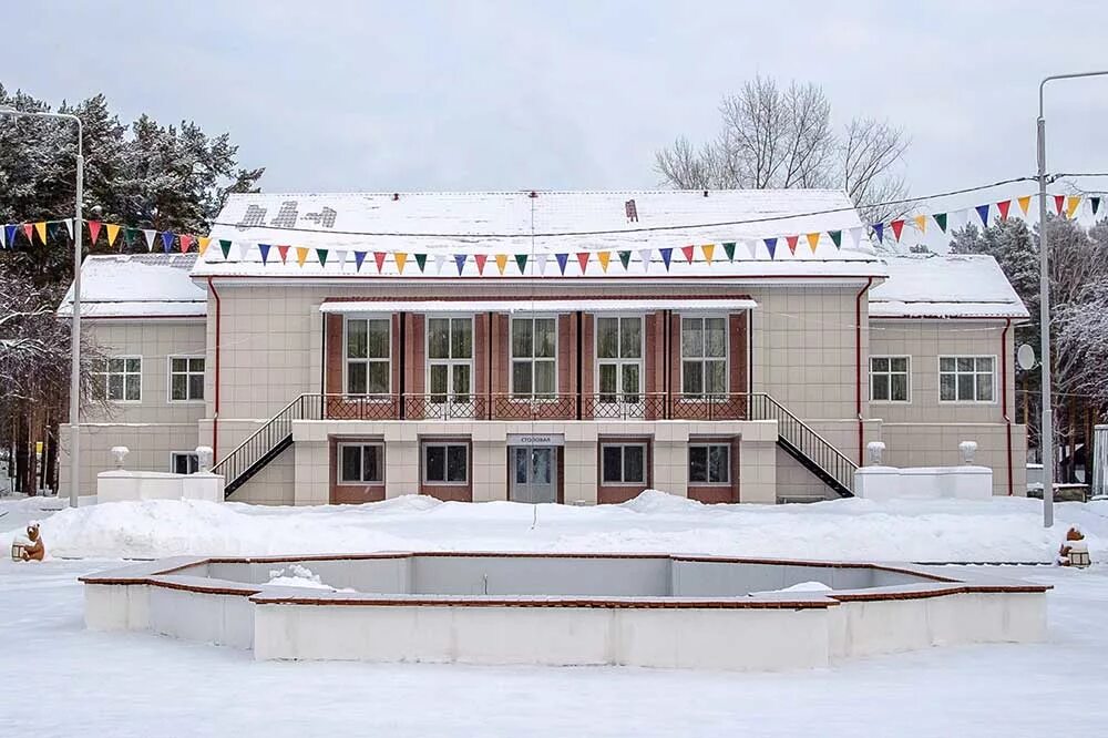 Белый камень санаторий свердловская область. Санаторий белокаменный асбест. Белый камень санаторий свердловская область. Санаторий белый камень асбест. Санаторий белый город.