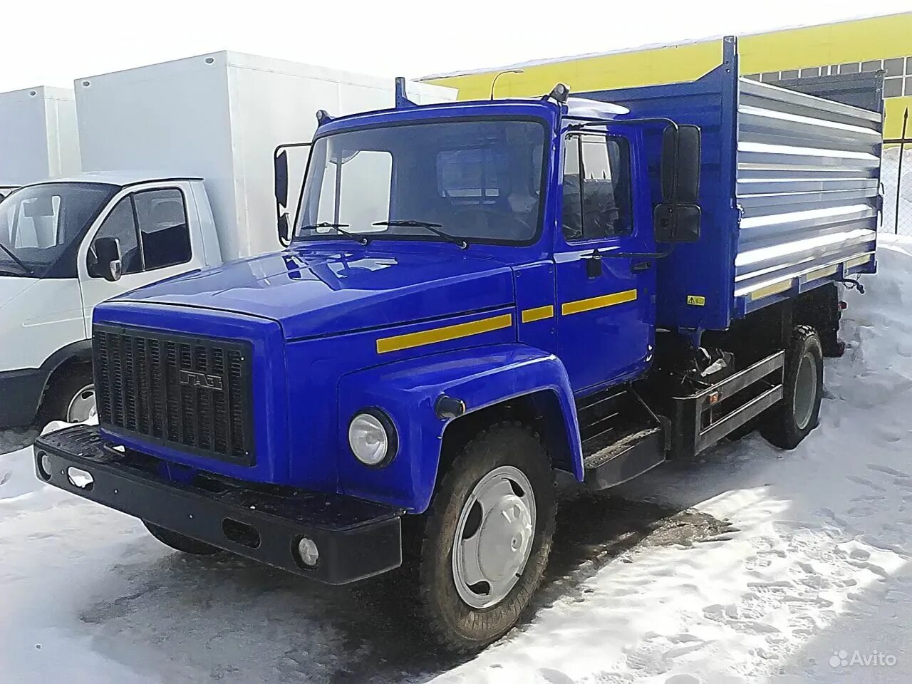 Машина газ авито. ГАЗ-3307 самосвал. ГАЗ САЗ 3307. ГАЗ САЗ 3307 самосвал. ГАЗ 3307 самосвал новый.