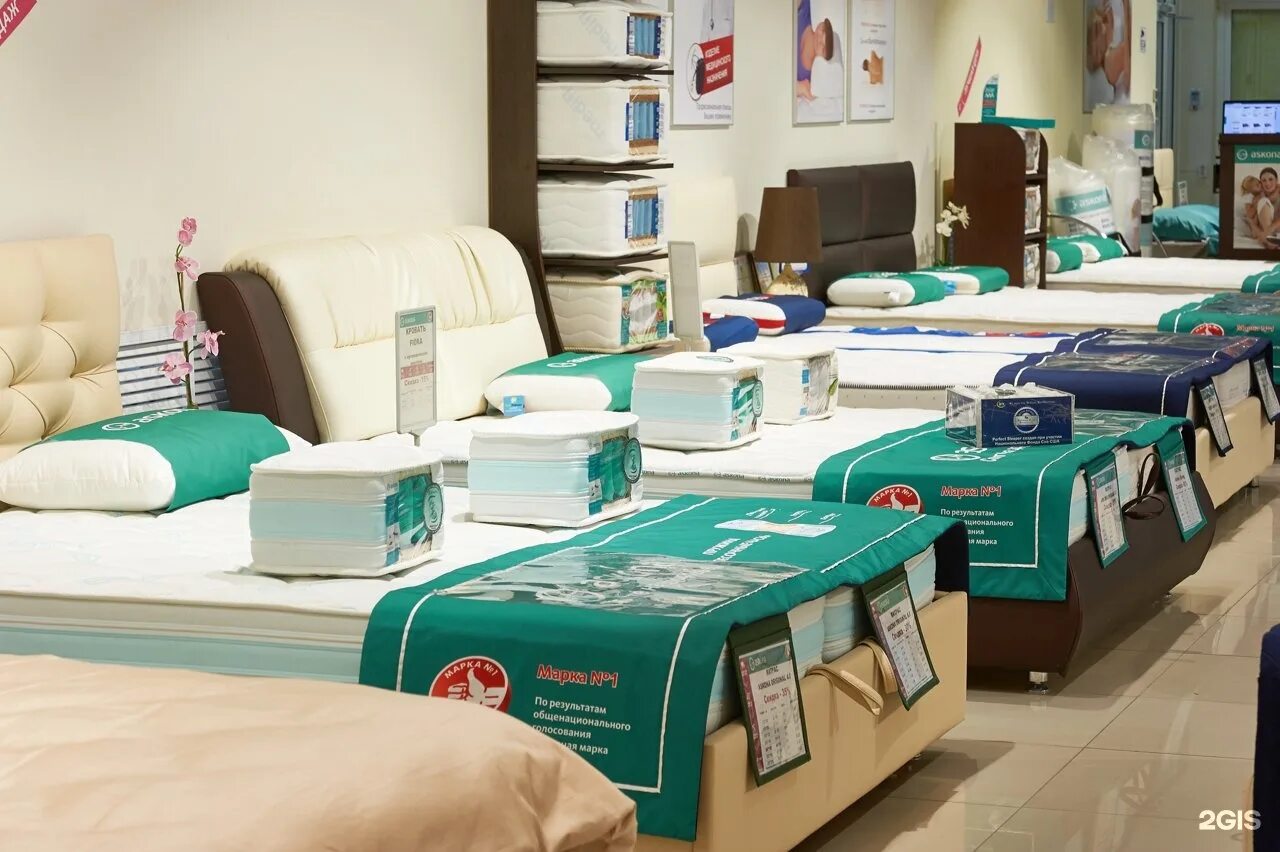 магазин матрасов витрина. мебельный магазин на войковской. дом матрасов магазин. склад матрасов. интерьерная съемка детского белья.