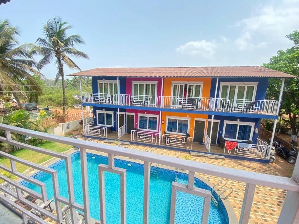 Royal neptunian beach cottages 3. Royal tulip beach resort пляж.