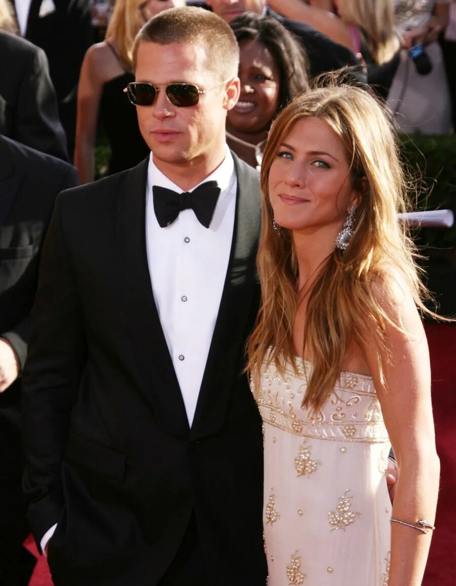 Брэд Питт жена. Brad Pitt and Jennifer Aniston. 1 питта