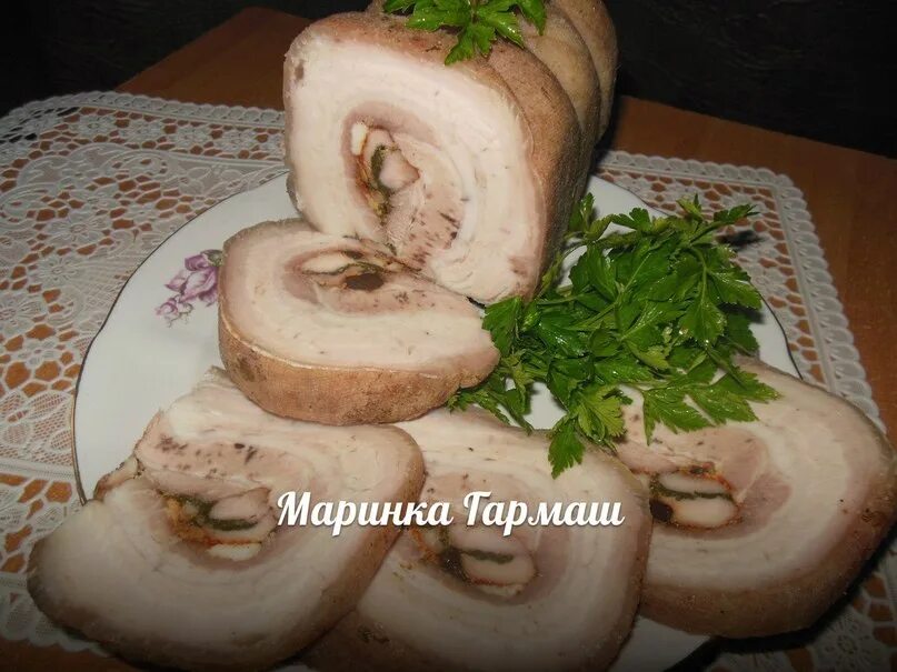 Мясная история рулет куриный. Курицы и сало ПРМКРО.