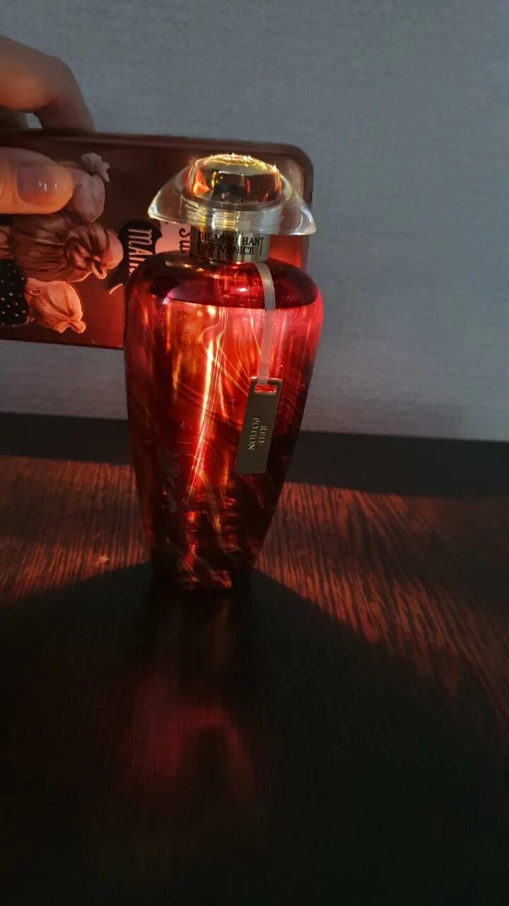 The merchant of venice red potion. Merchant of venice духи red potion. баг с red elixir type soyl. red potion особенности.