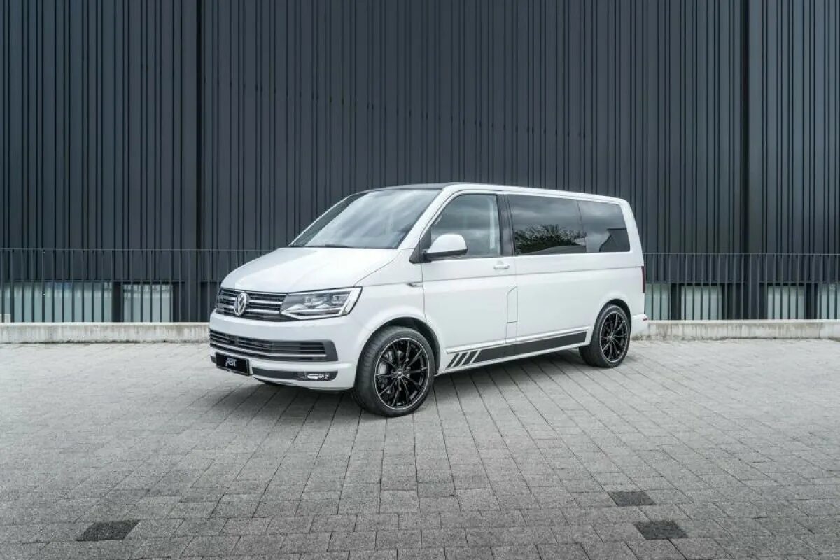 Фольксваген транспортер т6 купить. Volkswagen Caravelle t6 белый. Volkswagen Multivan t6 White. Фольксваген Мультивен ABT Т 6.1. Volkswagen Transporter t6 белый.