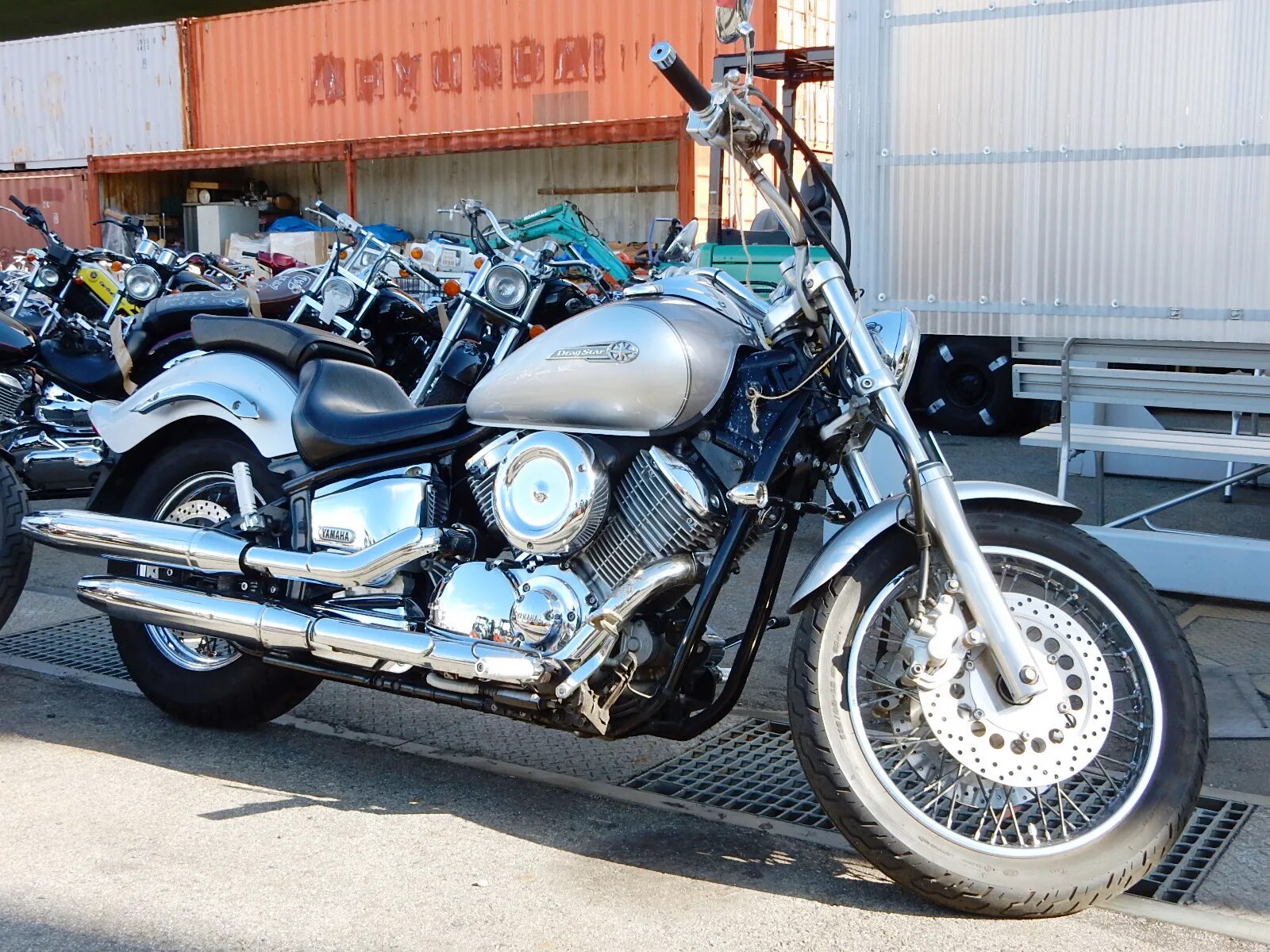 Ямаха 1100 отзывы. Ямаха 1100 отзывы. Yamaha xv 1200. Мотоцикл круизер ямаха 1100. Драгстар мотоцикл 1100.