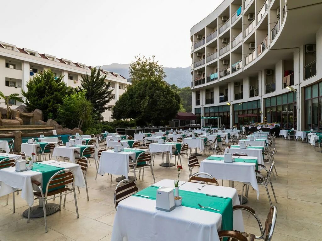 Кирения северный кипр отели. Ла бланш резорт турция. Лапитос город. La blanche resort & spa 5*, тургутрейс. Лапитос кипр.