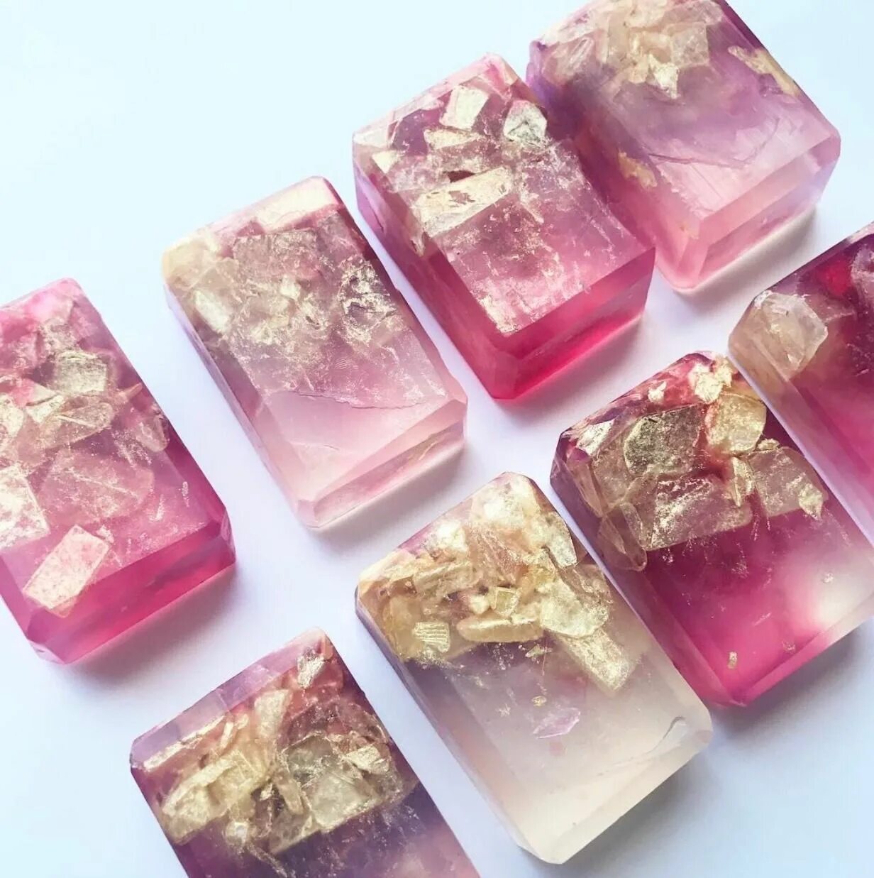 Натуральное мыло ручной работы. Прозрачное мыло. Прозрачное мыло ручной работы. Прозрачное мыло. Ручное мыло.