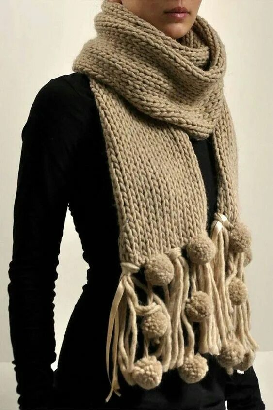 Красиво связанные шарфы. Вязаные шарфы. Дизайнерские вязаные шарфы. Объемный вязаный шарф. Шарф ручной вязки.