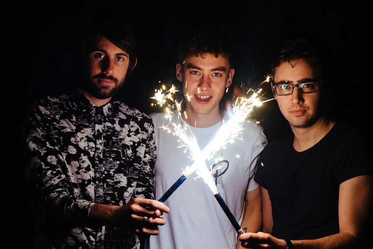 Years and years 2022. Years years 2014. Years and years обложка. Years and years meteorite. Группа years & years.