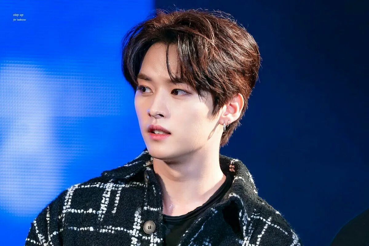 Ли ноу stray kids. Мин хо stray kids. Минхо stray kids 2022. Минхо stray kids. Ли ноу stray kids.