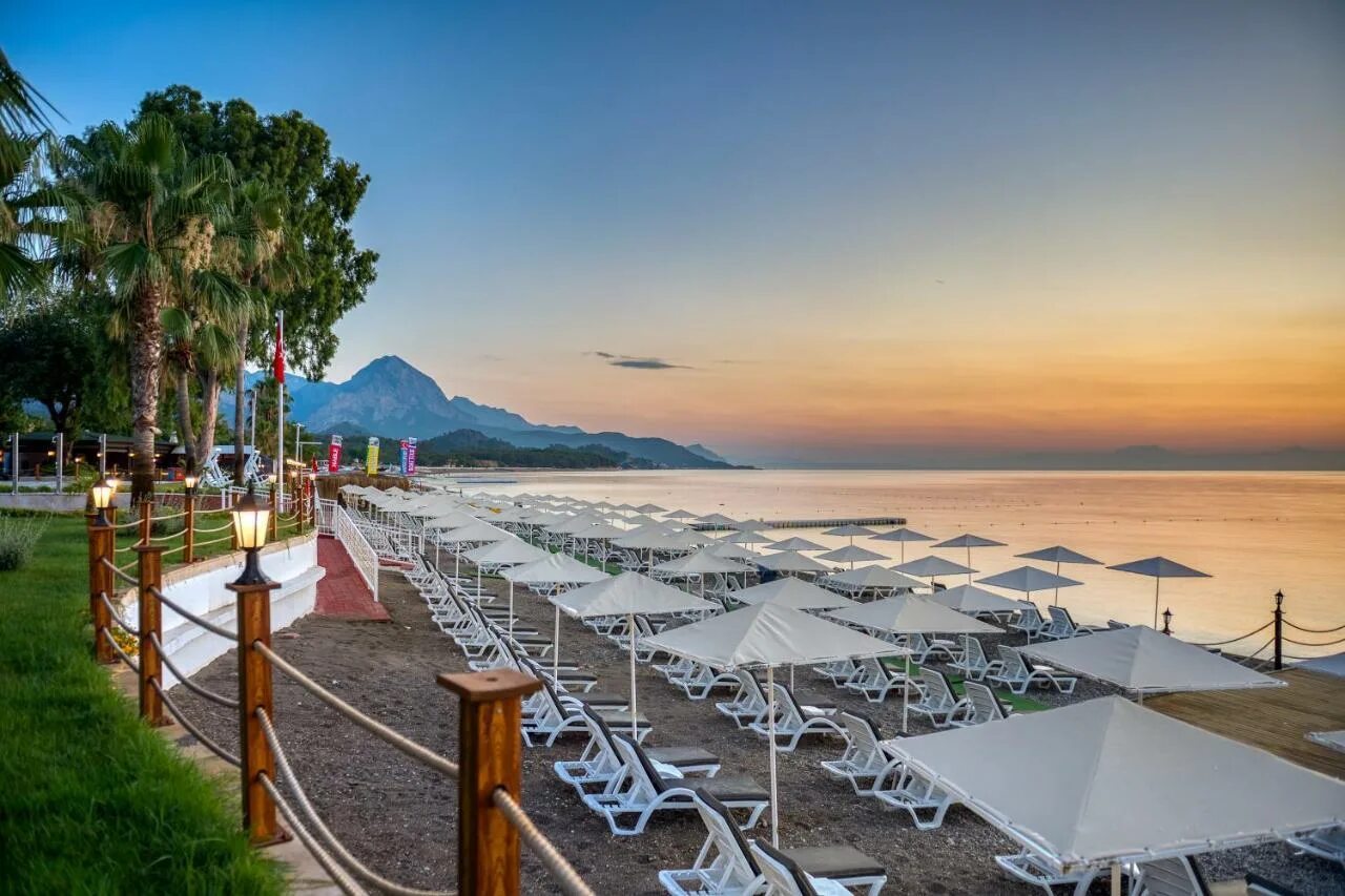 Jura hotels kemer resort. Силайф Кемер Резорт Турция. Отель Sealife Kemer Resort 5. Sealife Kemer Resort (ex. Sealife Rose Residence) 5*. Rose Residence Beach Hotel 5 Кемер.