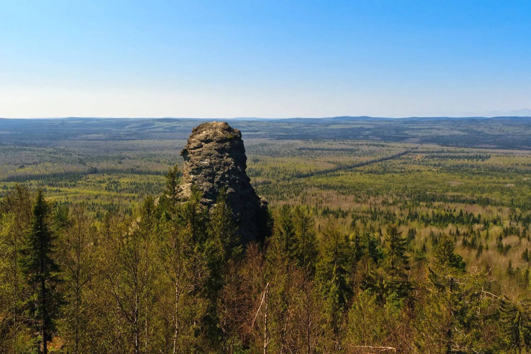 Колпаки пермь. Гора колпаки и граница Европа-Азия. Гора колпаки Пермский край граница Европа Азия. Гора колпаки Пермский край. Колпаки Урал гора.