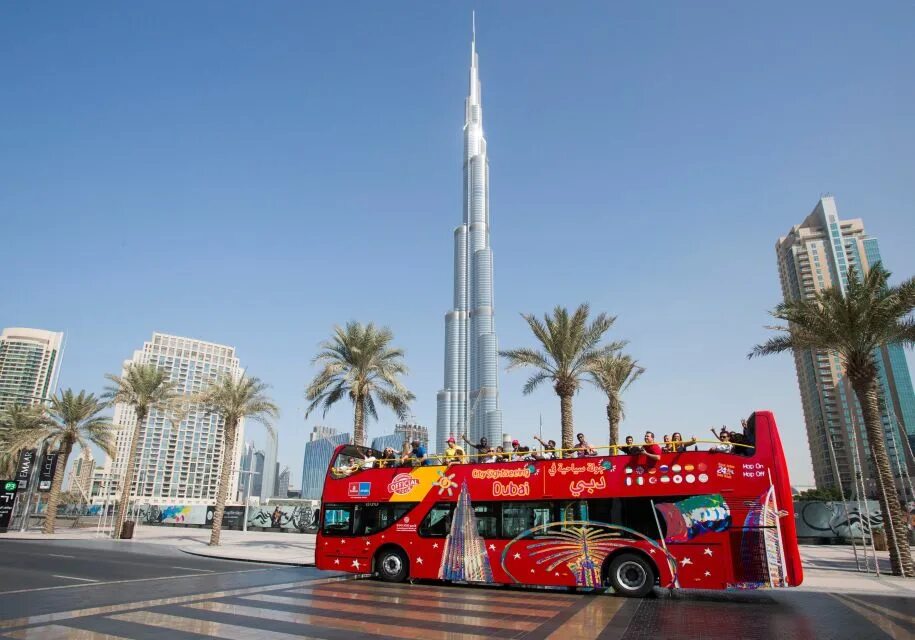 Туры в дубай туроператор. Шарджа дубай. автобус дубай абу даби. dubai city tour. обзорная экскурсия дубай.