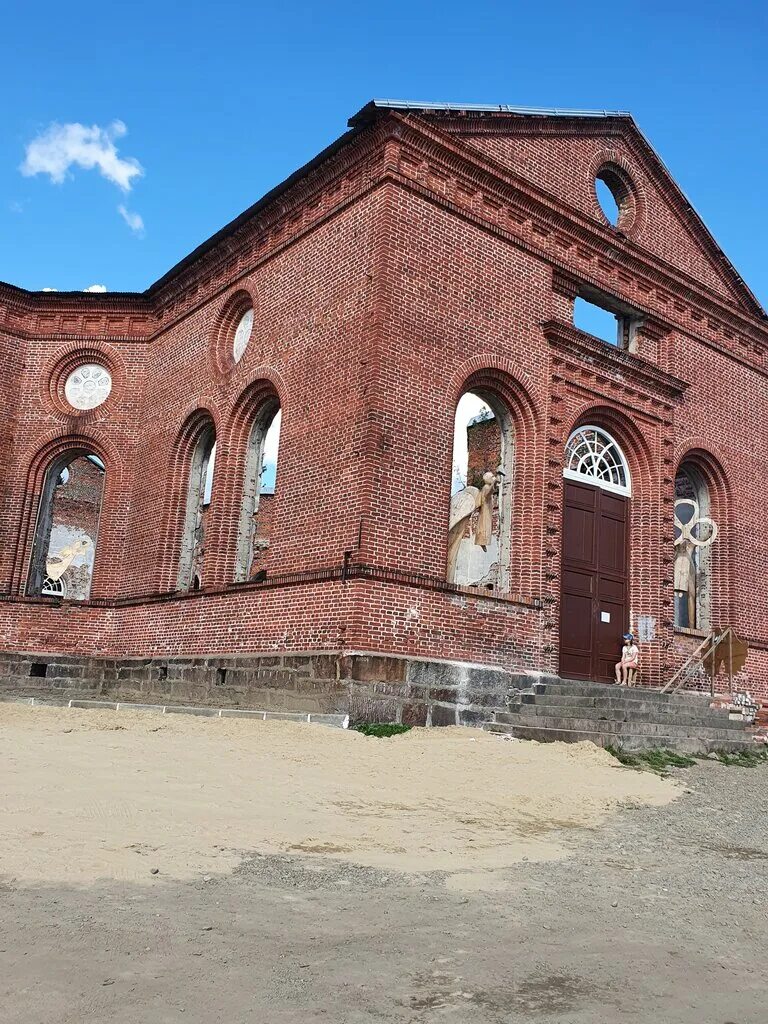 Кирха прихода яккима, лахденпохья. Кирха лахденпохья лумиваара. Лютеранская церковь в лахденпохья. Руины лютеранской кирхи "яккима". Лахденпохья руины лютеранской церкви.