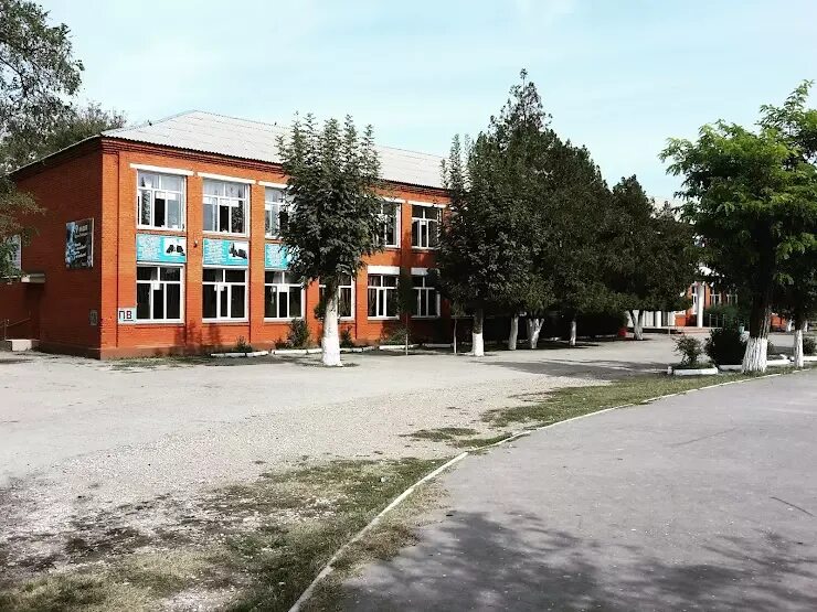 13 школа хасавюрт. 16 школа хасавюрт. Советское (хасавюртовский район). 1 школа г. Школа 15 города хасавюрта.