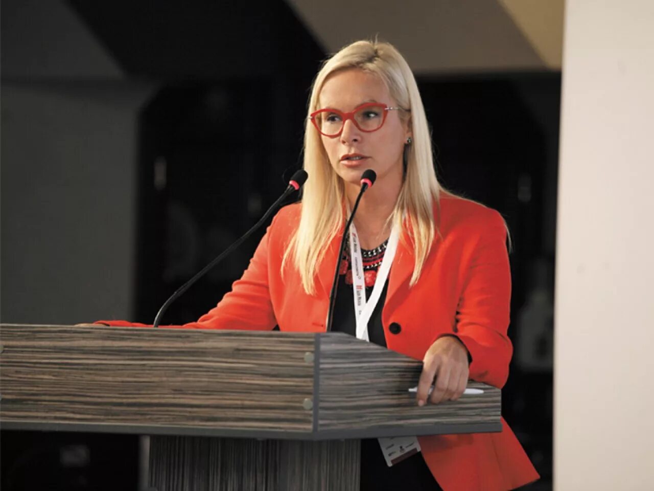 анна терешкова вице мэр новосибирска. анна терешкова новосибирск. терешкова анна васильевна начальник департамента. анна терешкова зам мэра новосибирска. терешкова вице мэр новосибирска.