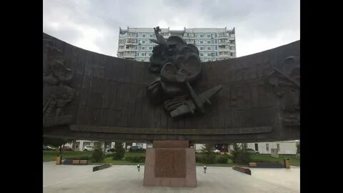 Площадь защитников