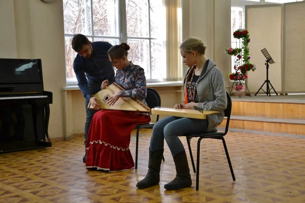 Астраханский музыкальный колледж им м. Мусоргского здание. Астраханский музыкальный колледж им м п. Астраханский музыкальный колледж имени м. Муз колледж мусоргского астрахань.