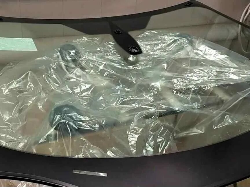 Стекла форд фокус 3. Лобовое стекло ford focus 3 agc. лобовое стекло форд фокус 3 с подогревом. стекло с подогревом на форд фокус 3. лобовое стекло форд фокус 2 с подогревом.