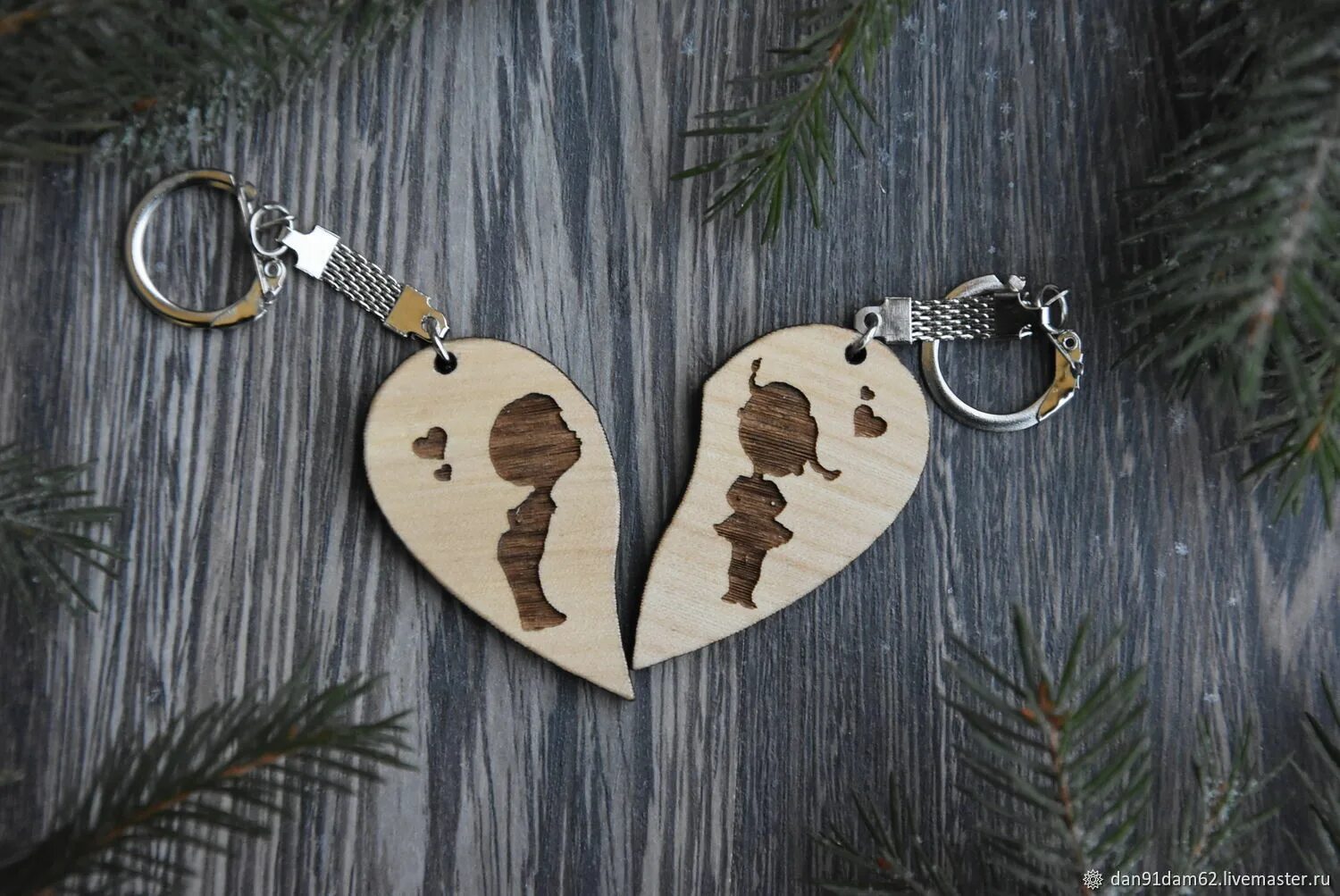 парные деревянные. деревянные брелки рарные. брелки из фанеры. необычный брелок с гравировкой. брелок деревянный с гравировкой.