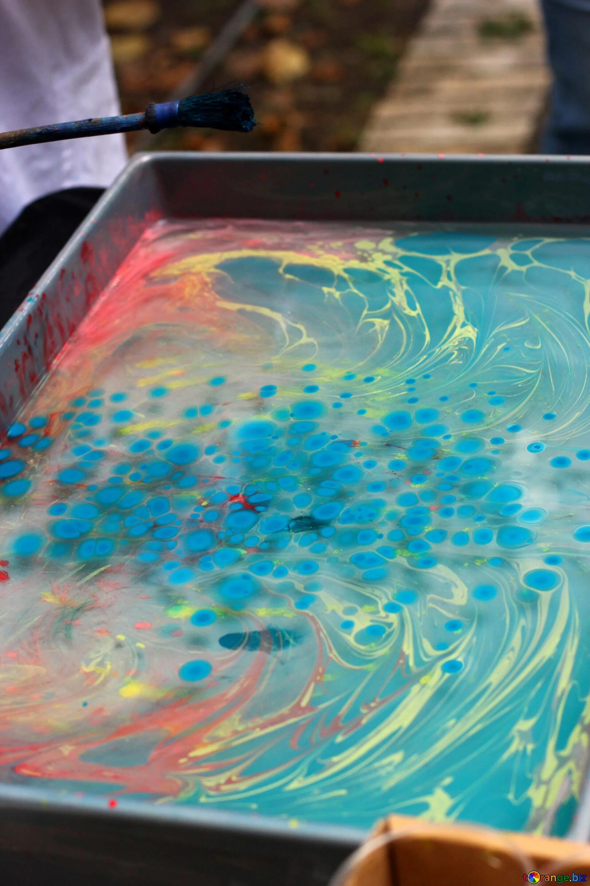 Водные красители. Водяные краски. Краска в воде. Водяные краски для рисования. Водные краски для рисования на воде.