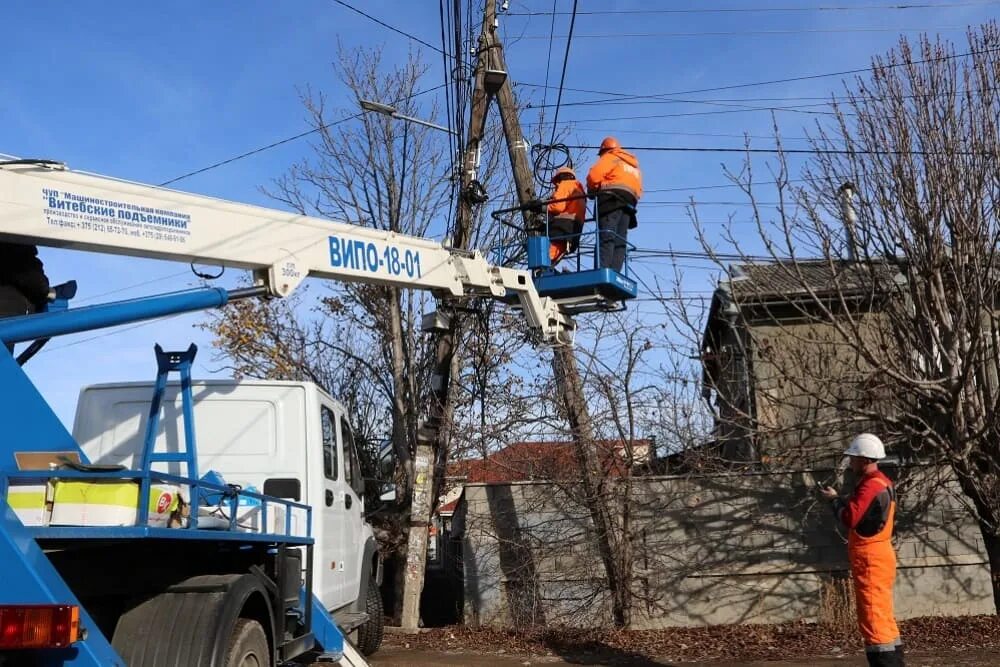 Вакансии города симферополь. МБУ город Симферополь. МБУ Горсвет. Восстановили уличное освещение. Восстановление уличного освещения.