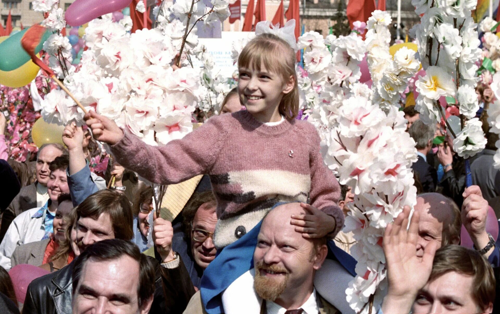 1 мая 2007. Первомай парад СССР. Демонстрация трудящихся 1 мая СССР. Демонстрация 1 мая в СССР. Демонстрация в Москве 1 мая в СССР.