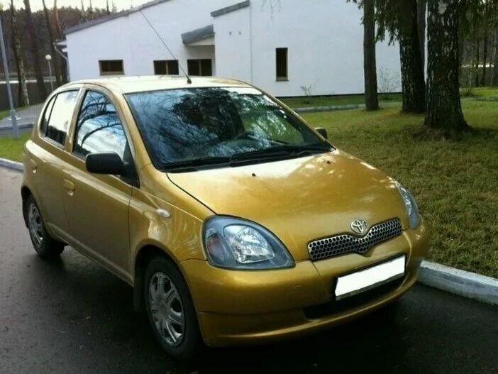 Ярис 2000 год. Toyota Yaris 2000. Тойота Ярис 2000 года. Toyota Yaris 1.0 МТ, 2001,. Toyota Yaris 2000 год.