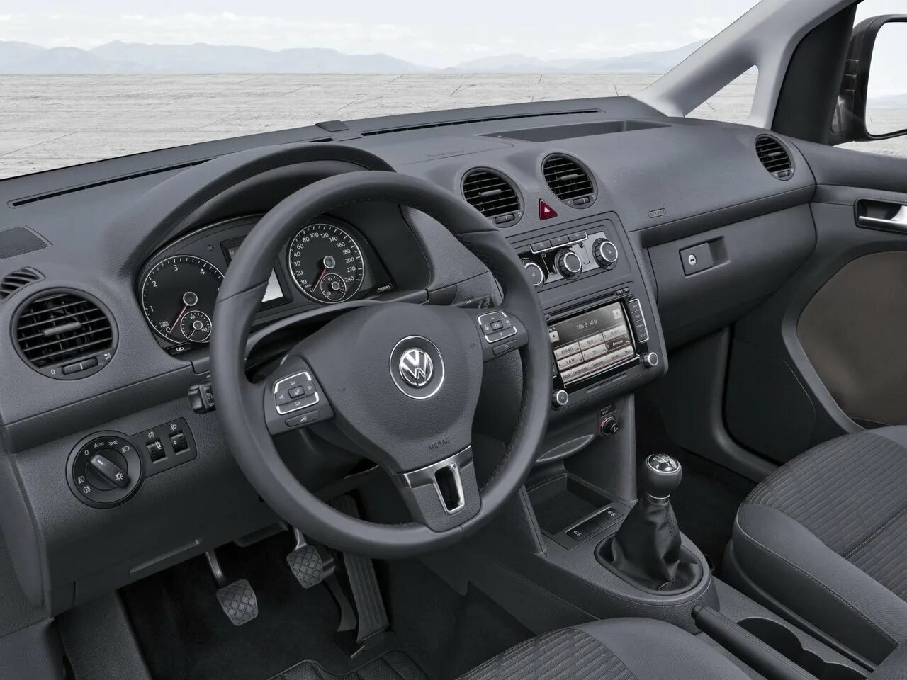 Volkswagen caddy 2008 interior. Фольксваген кадди 1 поколение. Фольксваген кадди 2007 салон. Volkswagen caddy iii салон. Volkswagen caddy 2010 салон.