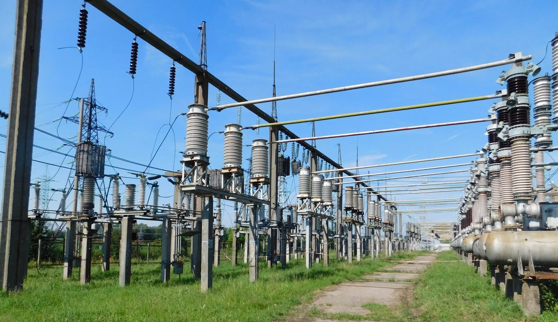 Современная подстанция. Подстанция электросетей. Комплектные трансформаторные подстанции 110/35/10 кв. Пс нарва 330 кв. Пс 220 кв правобережная липецк.