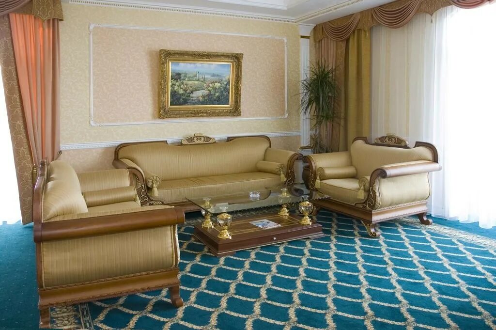 Отель гранд палас калининград. Отель гранд палас в светлогорске. Гостиница гранд палас. Отель «grand palace» / «гранд палас» светлогорск. Отель grand palace светлогорск.