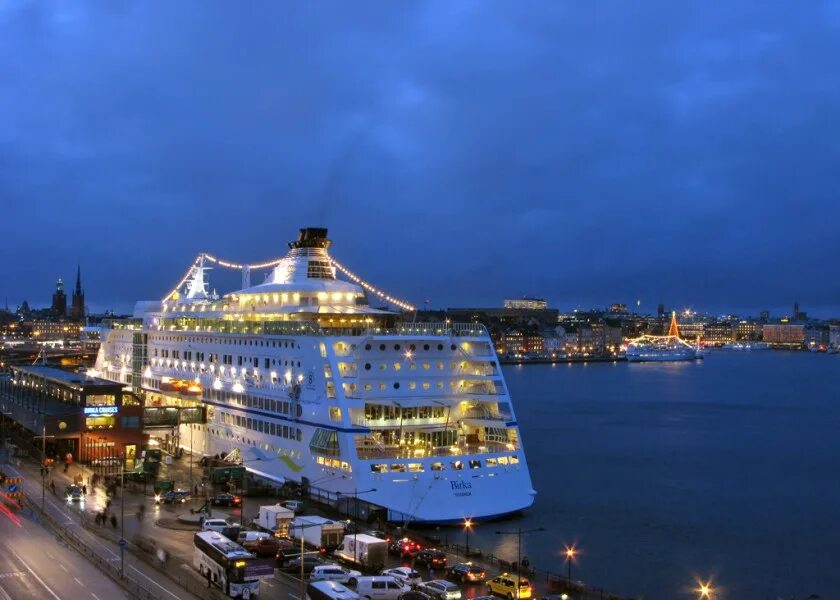 Паром финляндия tallink. Mv astoria судно. Океанский лайнер андреа дориа. Круизный лайнер стокгольм. Лайнер стокгольм.