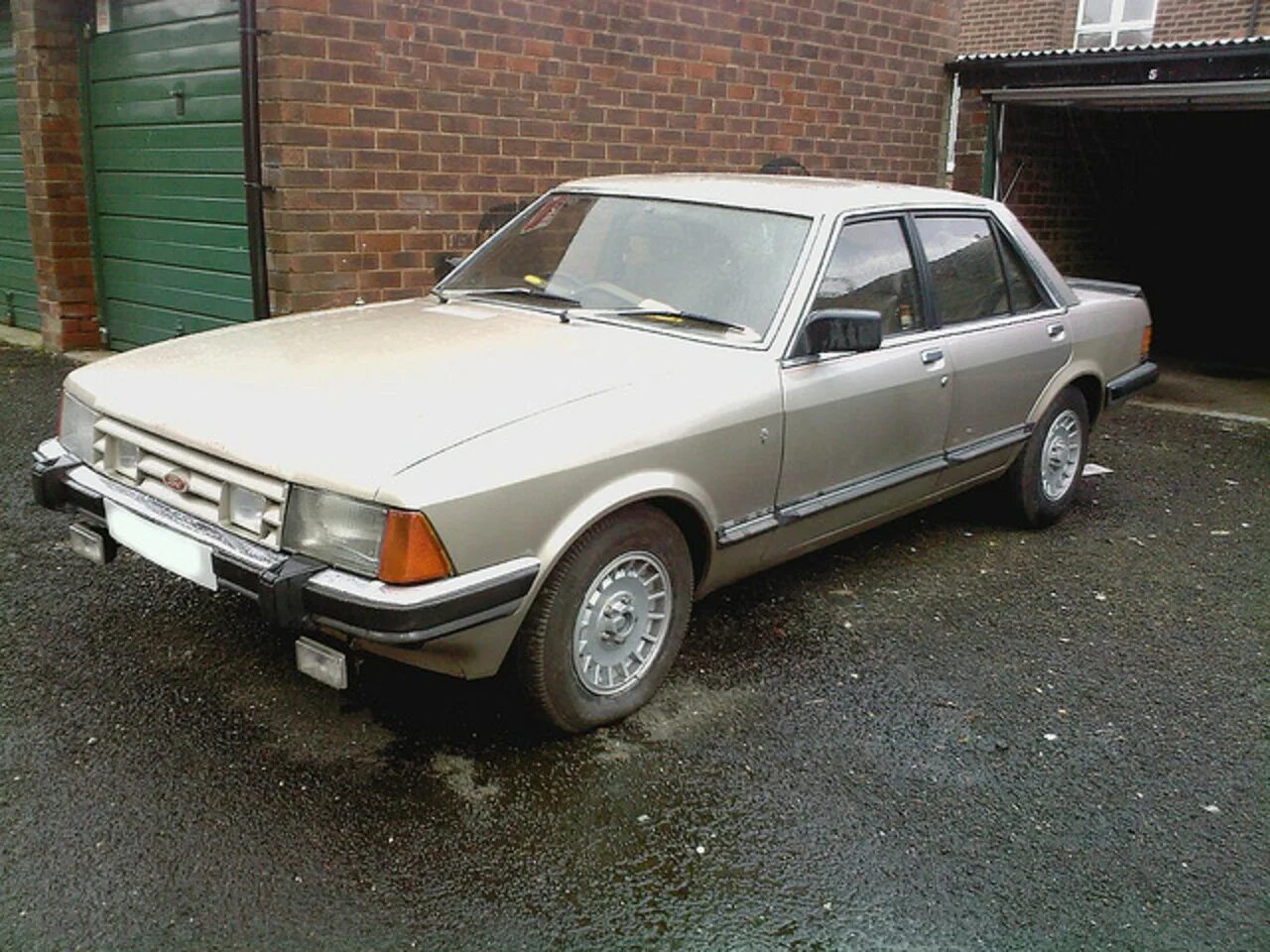 Купить форд гранада. Ford Granada 1977. Ford Granada 1982 v6. Форд Гранада 1985. Ford Granada 1984.