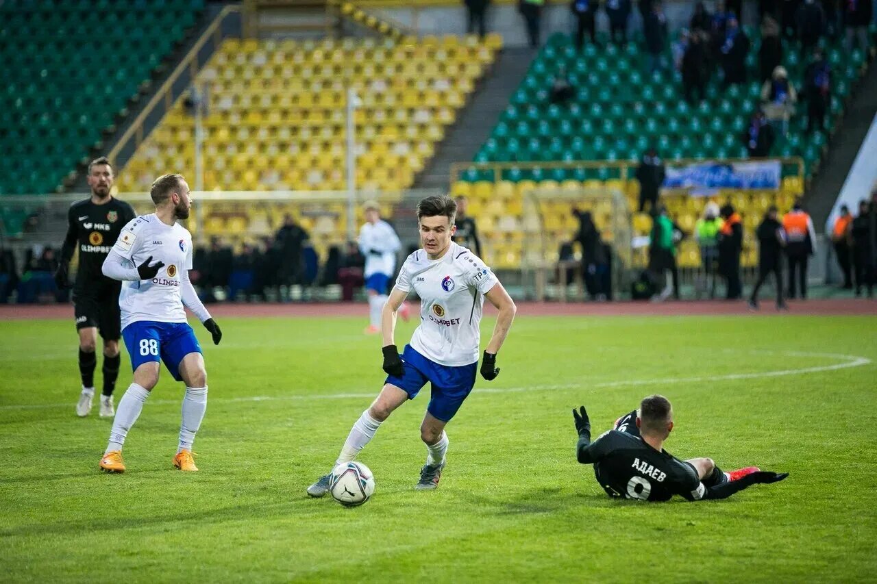 Большая игра передача 1 канал. Большая игра на 1 канале. Никонов первый канал большая игра. 02 24. Большая игра 2017.