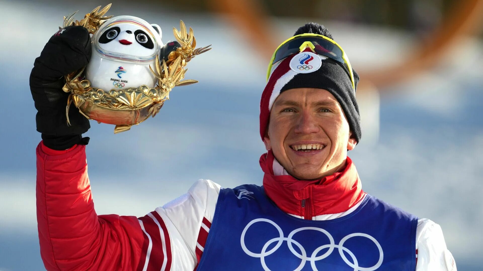 Александры спортсмены. Большунов Олимпийский чемпион. Александр Александрович Большунов первая олимпиада. Александр Большунов 2022. Панжинский Александр Александрович.