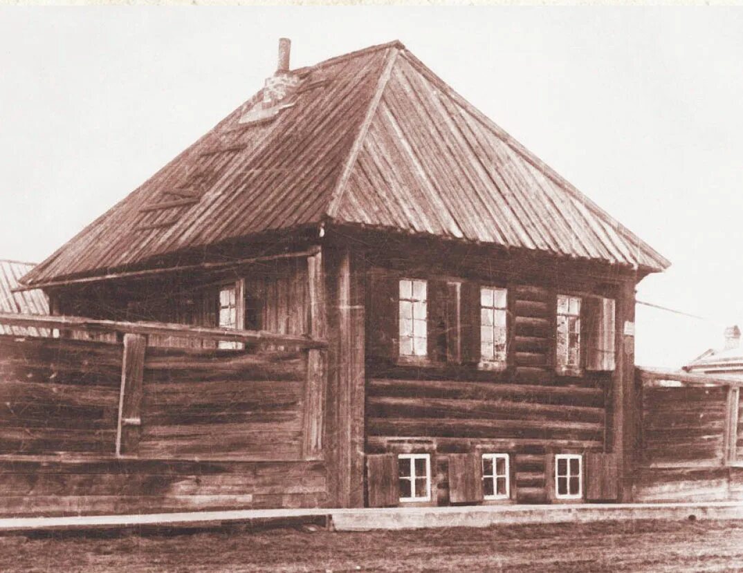 дом в россии. какие были дома 50 лет назад. деревенский дом 50 лет назад. какие были дома 50 лет назад. дома 50 лет назад.
