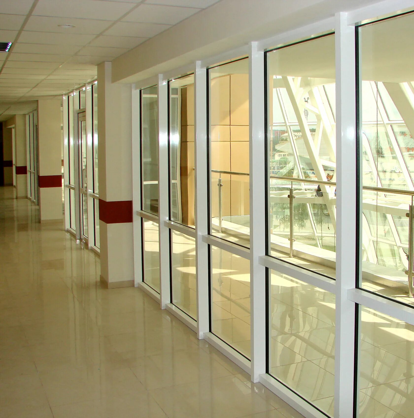 Пожарные окна в здании