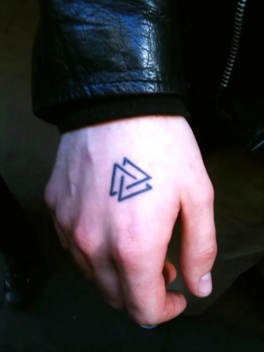 El tattoo